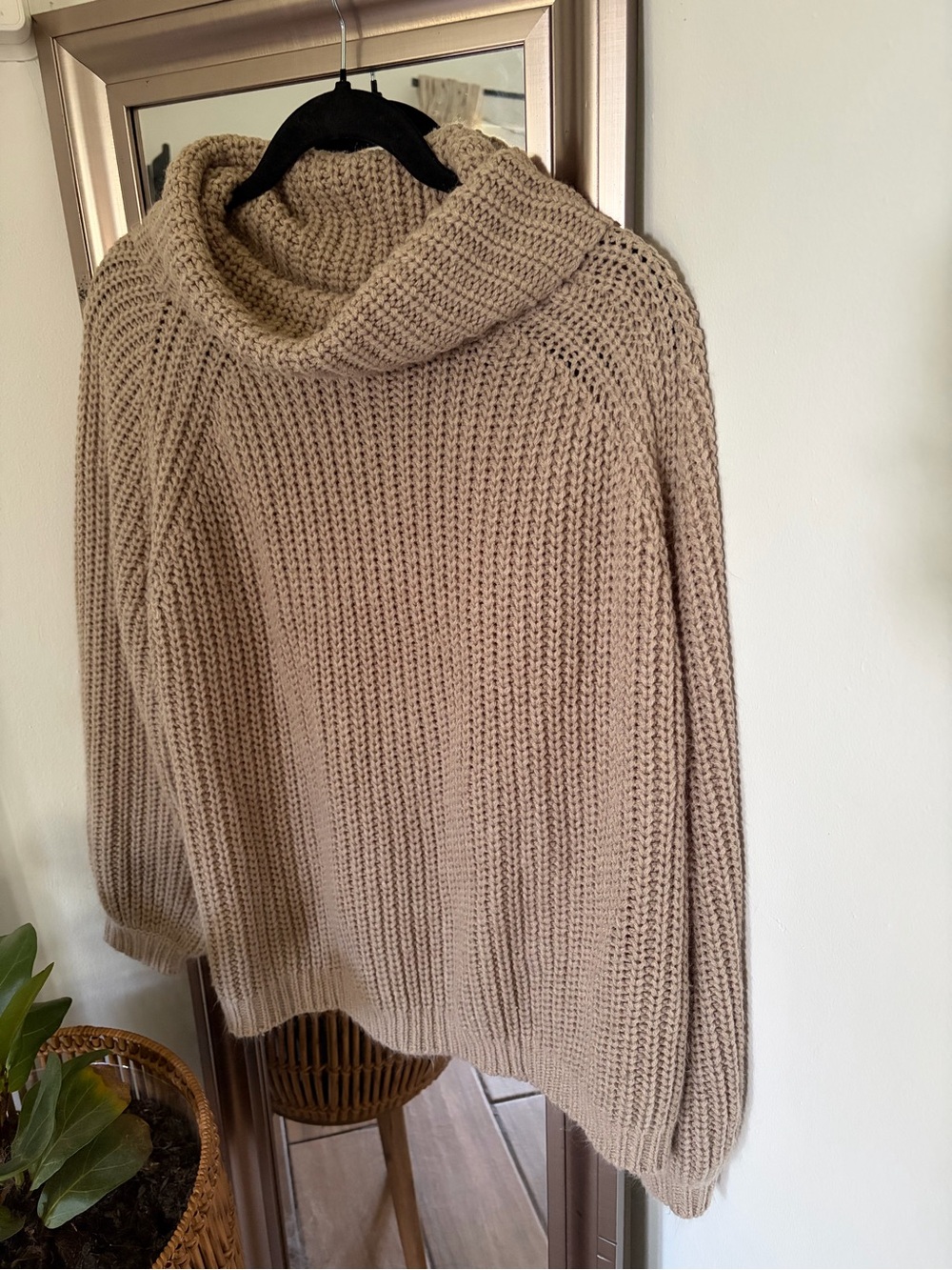The Limited Chunky Cowl Neck Sweater – XL